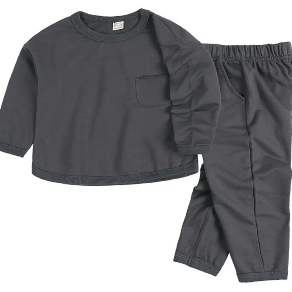 ***Unisex*** 2 piece tracksuit  multiple sizes available